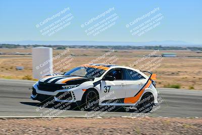 media/Oct-18-2025-Extreme Speed (Sat) [[d6d7e1fef1]]/Group 2 Green/Session 2 (Turn 3)/